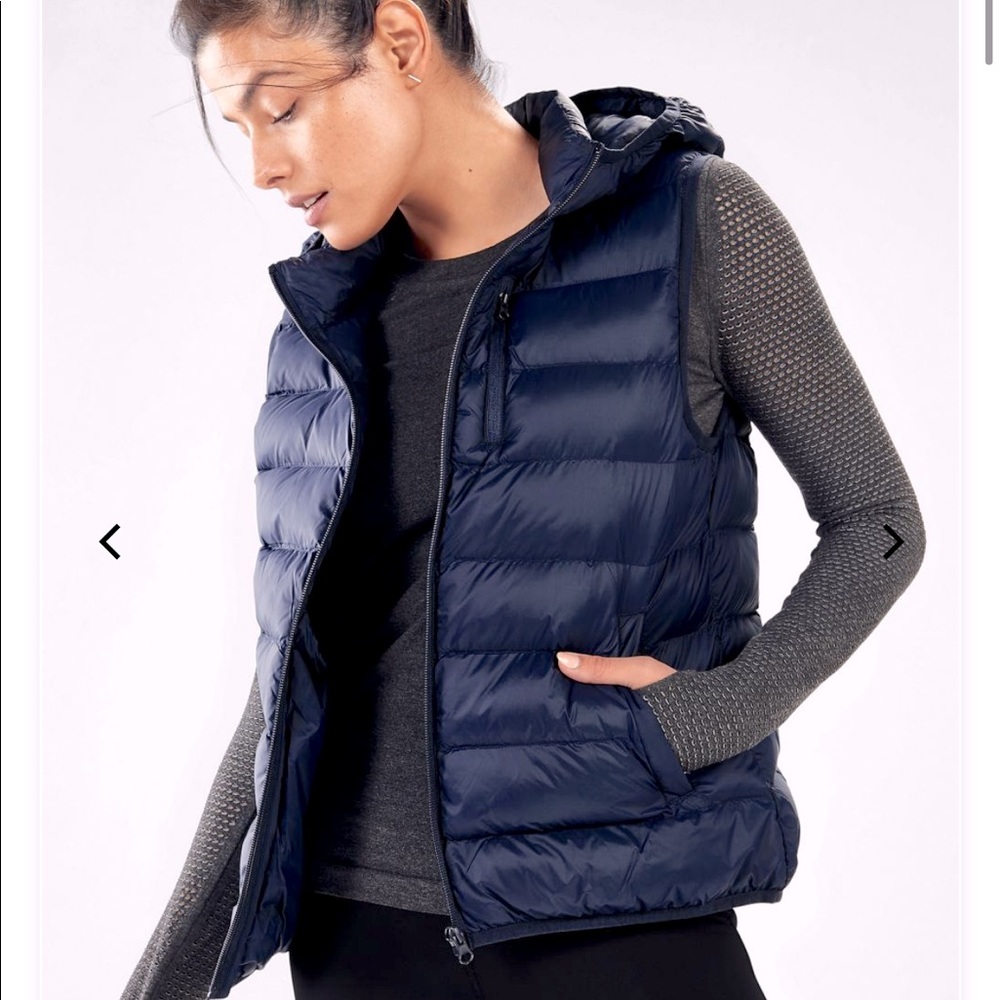SOLD-Fabletics navy blue super light weight vest